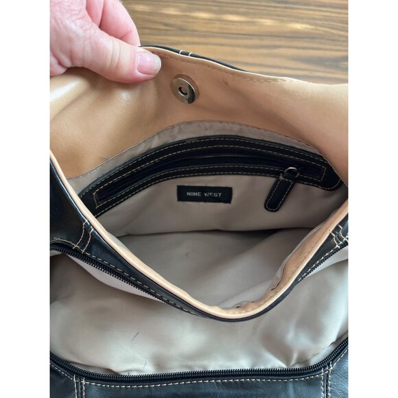 Nine West black cream zippered and snap bag with initial R - Picture 7 of 11